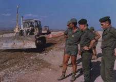 5eme Régiment étranger 1992/1993 colonel Halbert à droite.